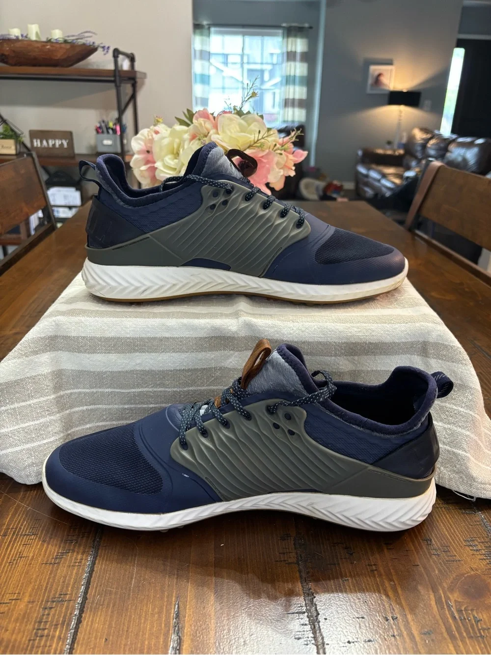Puma Navy golf shoes - Picture 2 of 5